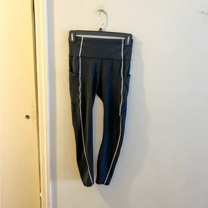 Fabletics high rise full length activewear leggings, black & white, size XS